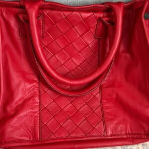 Vince Camuto Leori Leather Tote